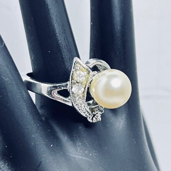 Silver Tone Rhinestone & Faux Pearl Statement Ring Size 6.25 (R429) - Picture 3 of 8